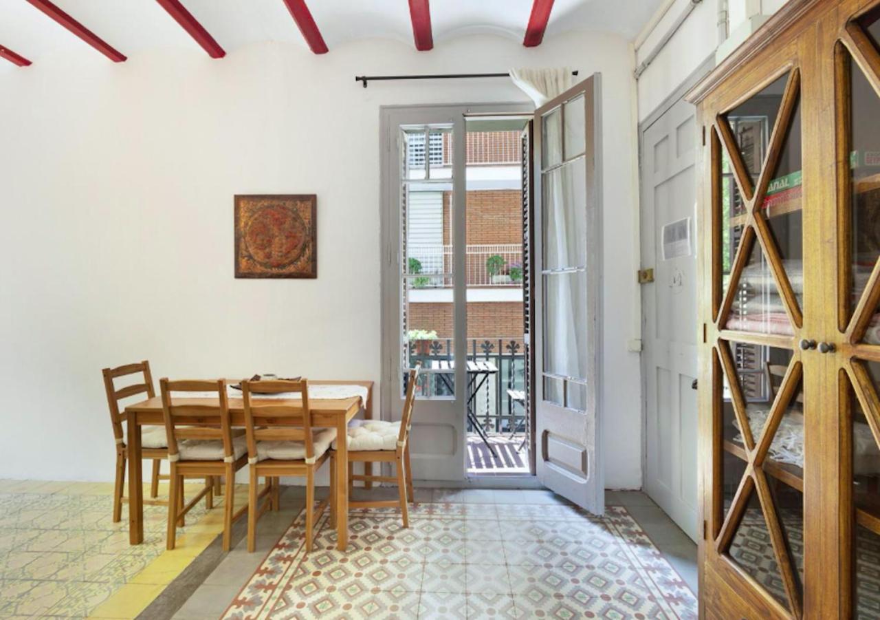 Great Apartment In Sagrada Familia With Balcony Barcelona Ngoại thất bức ảnh