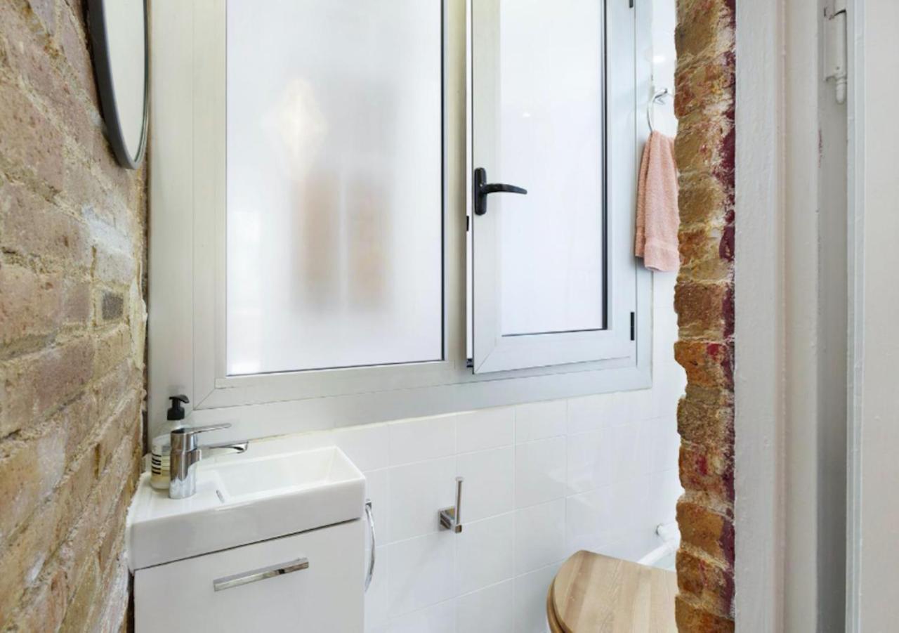 Great Apartment In Sagrada Familia With Balcony Barcelona Ngoại thất bức ảnh