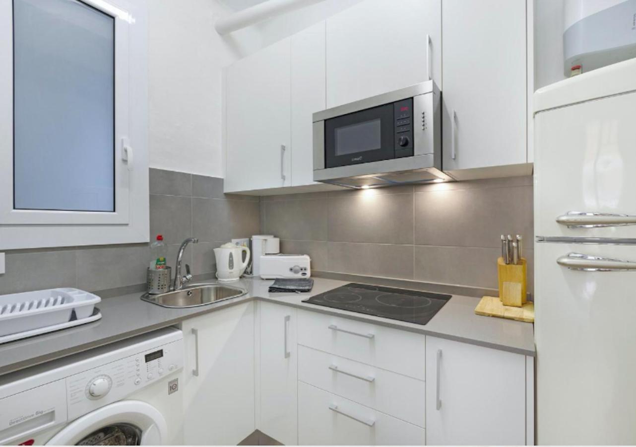Great Apartment In Sagrada Familia With Balcony Barcelona Ngoại thất bức ảnh