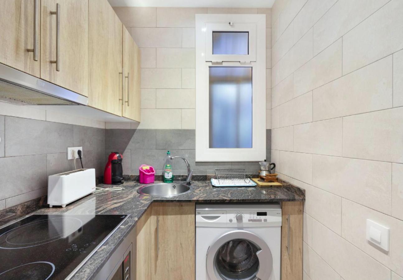 Great Apartment In Sagrada Familia With Balcony Barcelona Ngoại thất bức ảnh
