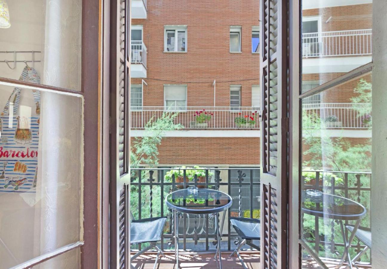 Great Apartment In Sagrada Familia With Balcony Barcelona Ngoại thất bức ảnh