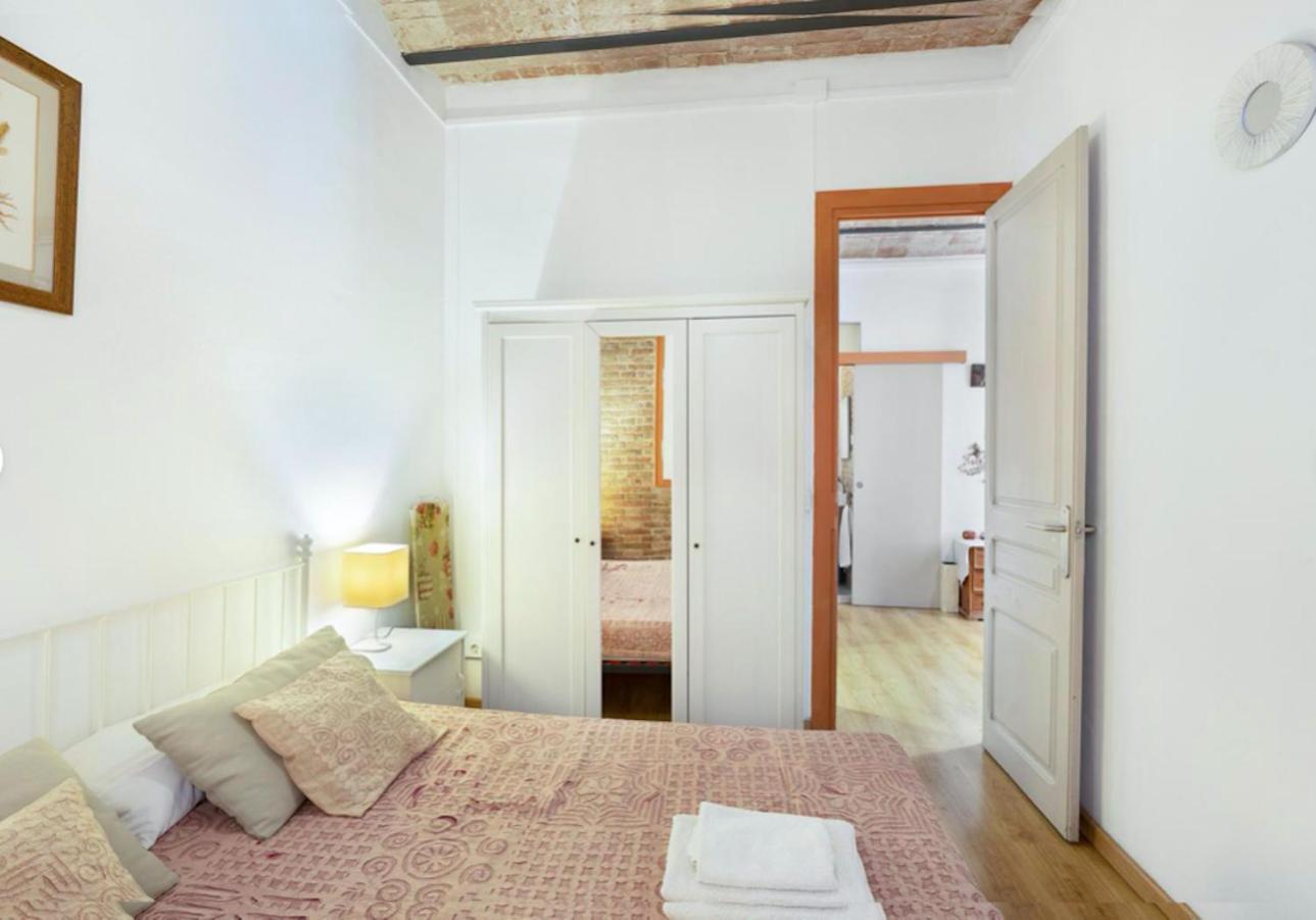 Great Apartment In Sagrada Familia With Balcony Barcelona Ngoại thất bức ảnh