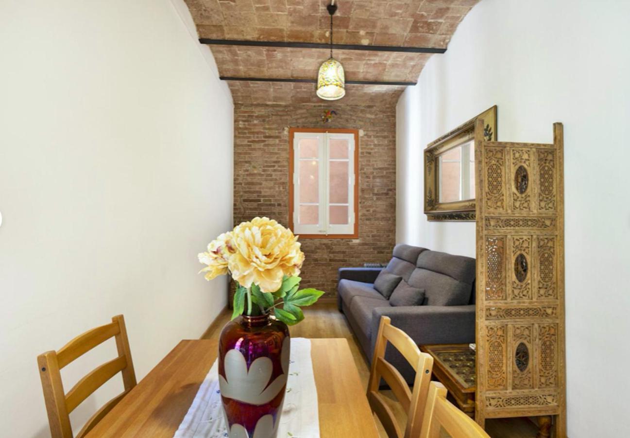 Great Apartment In Sagrada Familia With Balcony Barcelona Ngoại thất bức ảnh